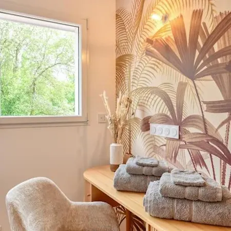 Superbe Maison Sur Pilotis Nyaraló *